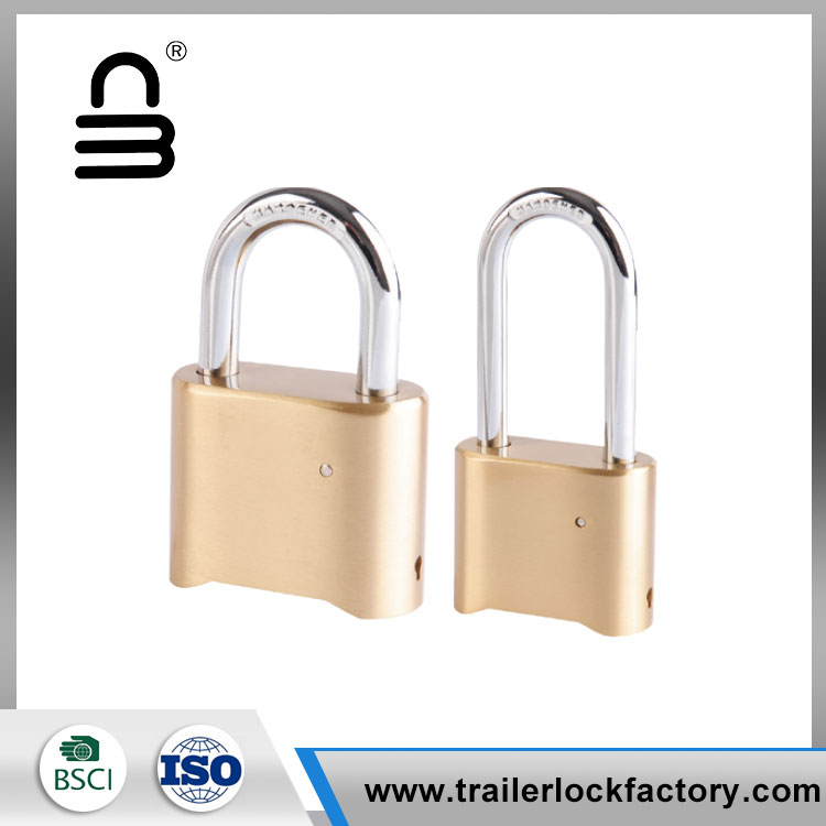 Padlock Pasfhocal Teaglaim 4 Dhig ag Bun